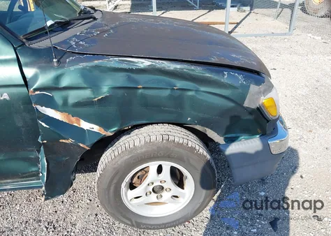 1999 Toyota Tacoma z USA, uszkodzony, nr VIN 4TAVL52N8XZ423350